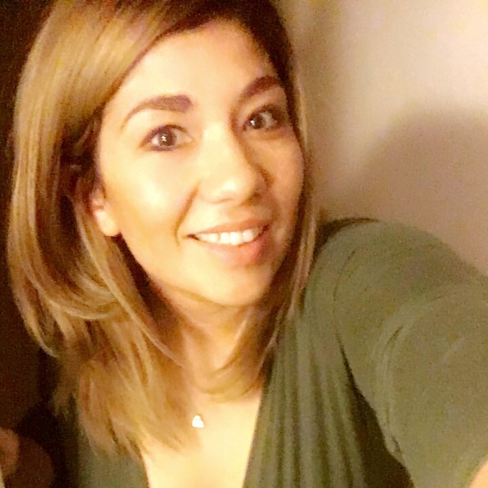 Meet your Posher, Claudia